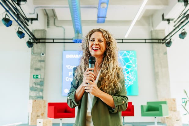 Raquel Caballero-empoderamiento femenino-emotional tuner